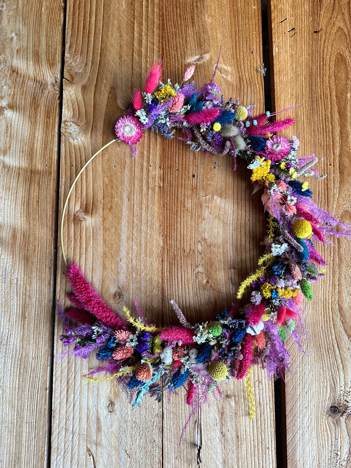 Wall Wreath Colorful Boho – Vibrant Dried Flowers on a Gold Ring